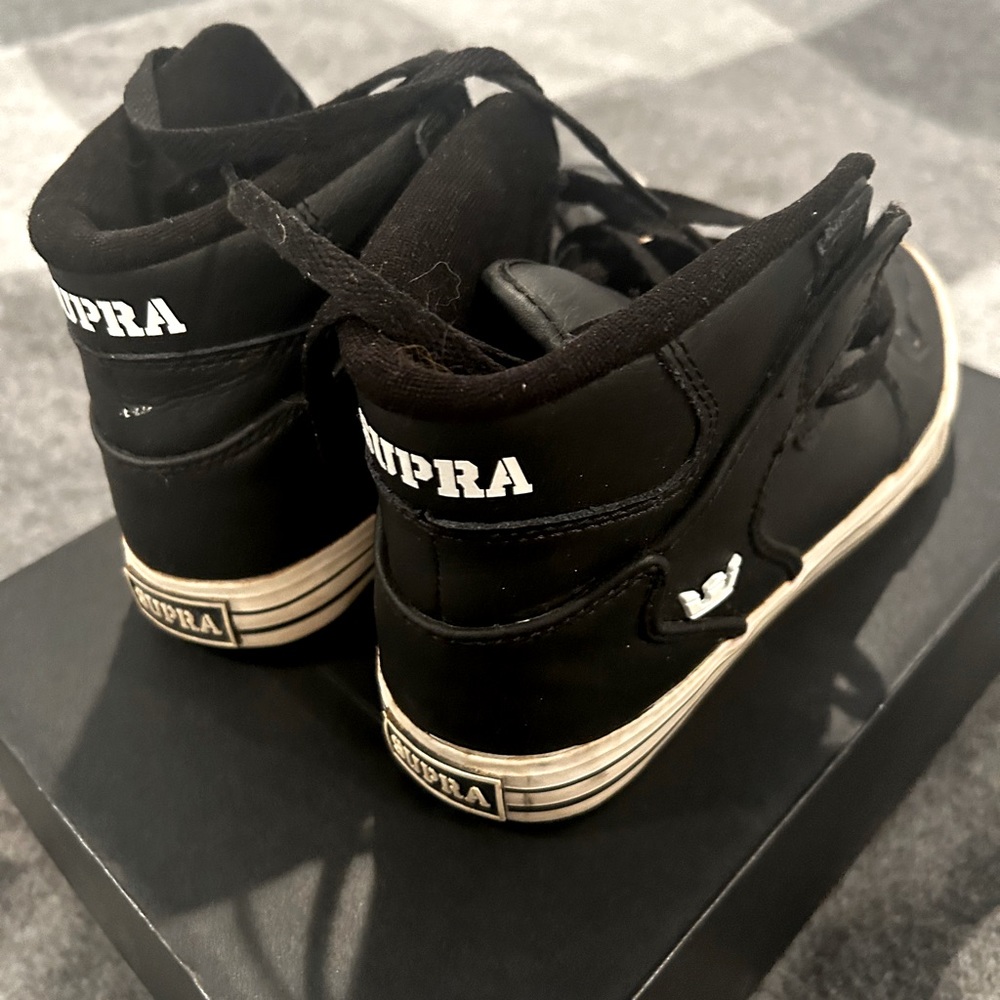 Supra High Top Sneakers US Men’s Size 5
